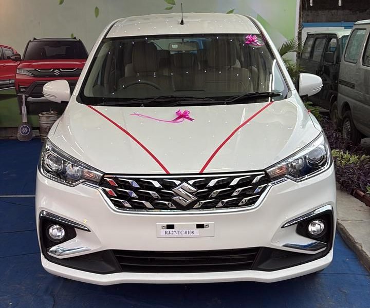 Top Reasons to Choose Car Rental in Udaipur for Your Next Trip