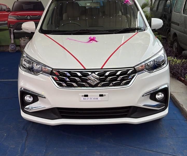 A Complete Guide to Car Rental in Udaipur for Tourists