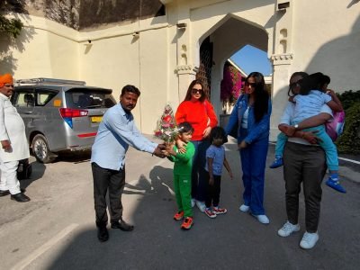 Budget-Friendly Options for an Affordable Udaipur Taxi Service